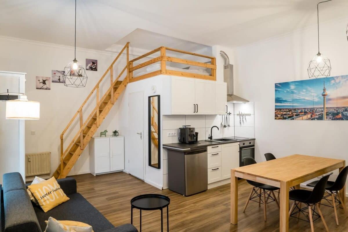 Stylish Loft Close To Boxhagener Platz Berlino
